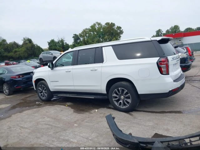 Chevrolet Suburban 4WD LT - изображение 3