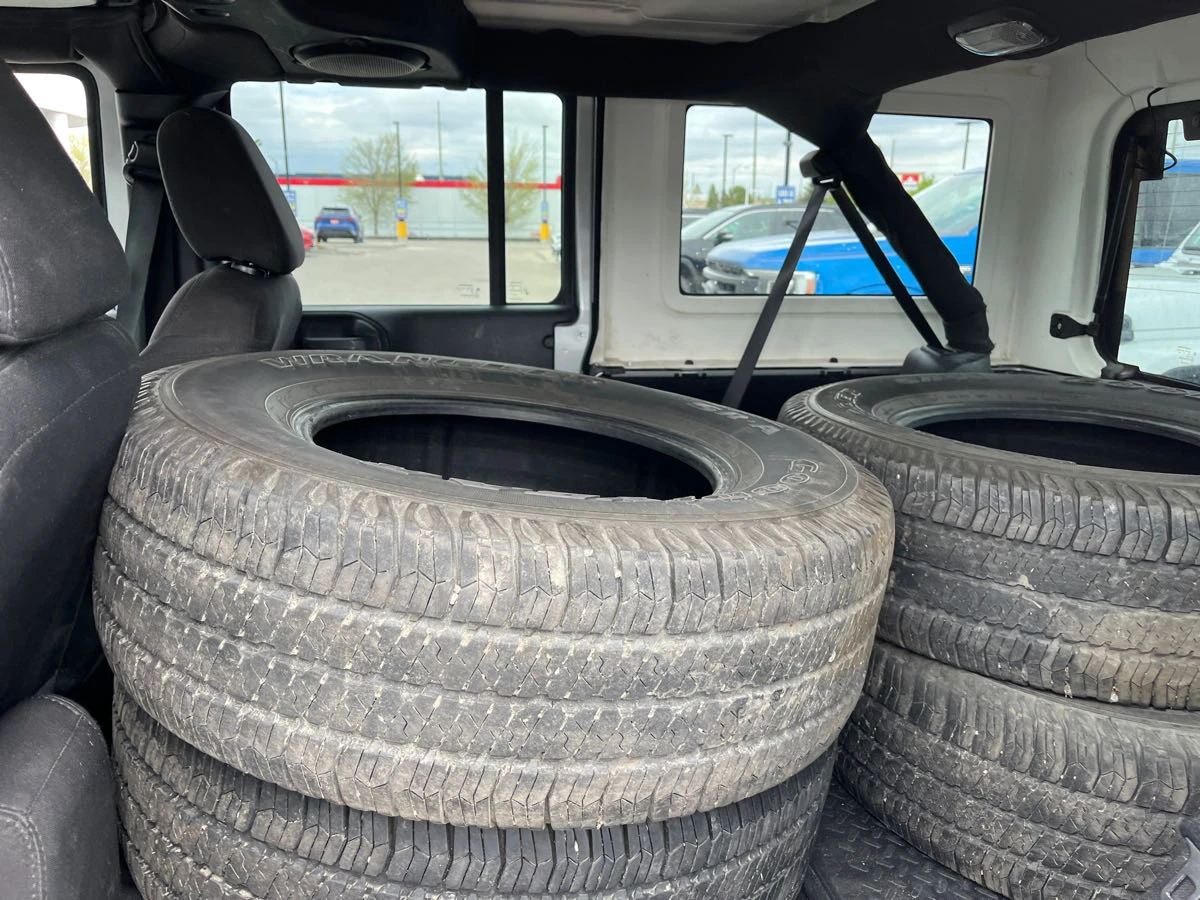 Jeep Wrangler * Unlimited * Sport * CarFax * АвтоКредит*  - изображение 8