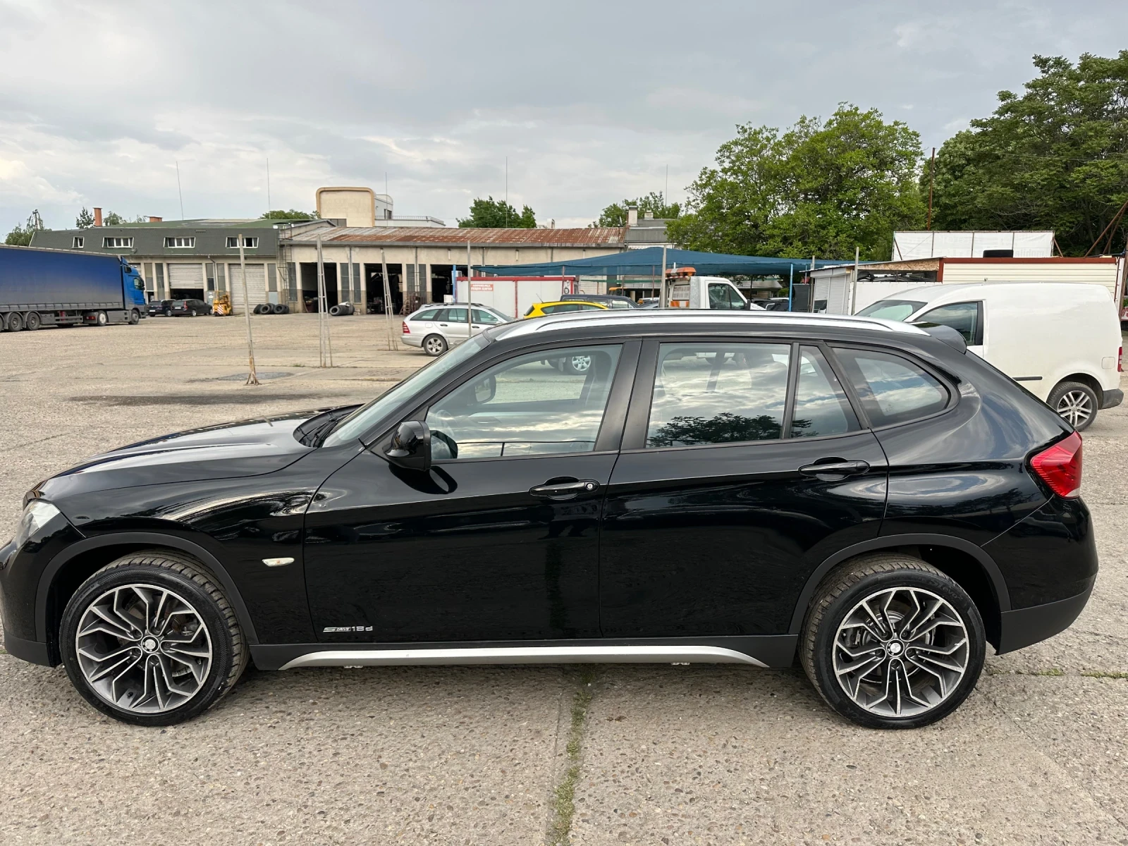 BMW X1 2.0 d - изображение 8