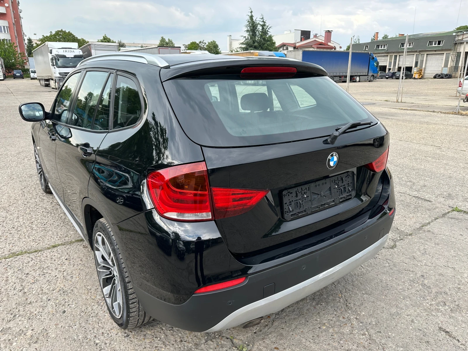 BMW X1 2.0 d - изображение 6