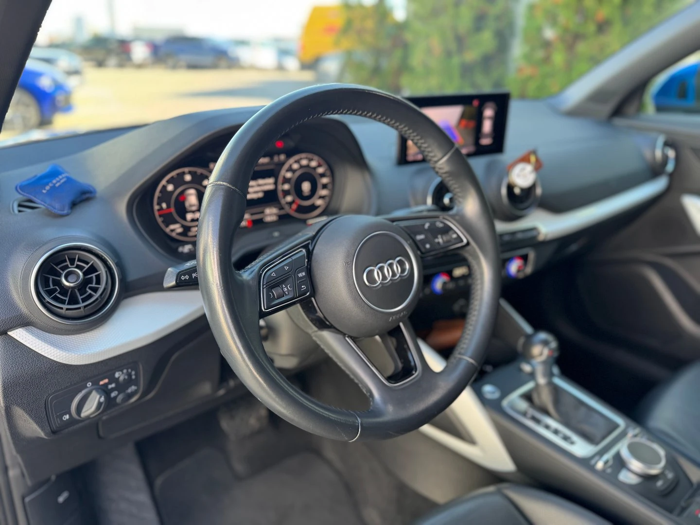 Audi Q2 Design 35 TDI, снимка 10 - Автомобили и джипове - 56420883