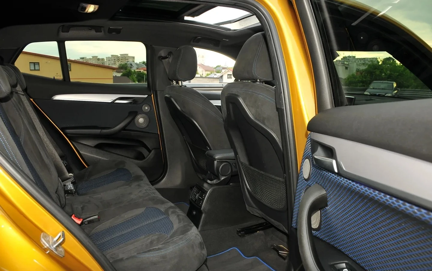 BMW X2 20d xDrive M-Sport - изображение 6