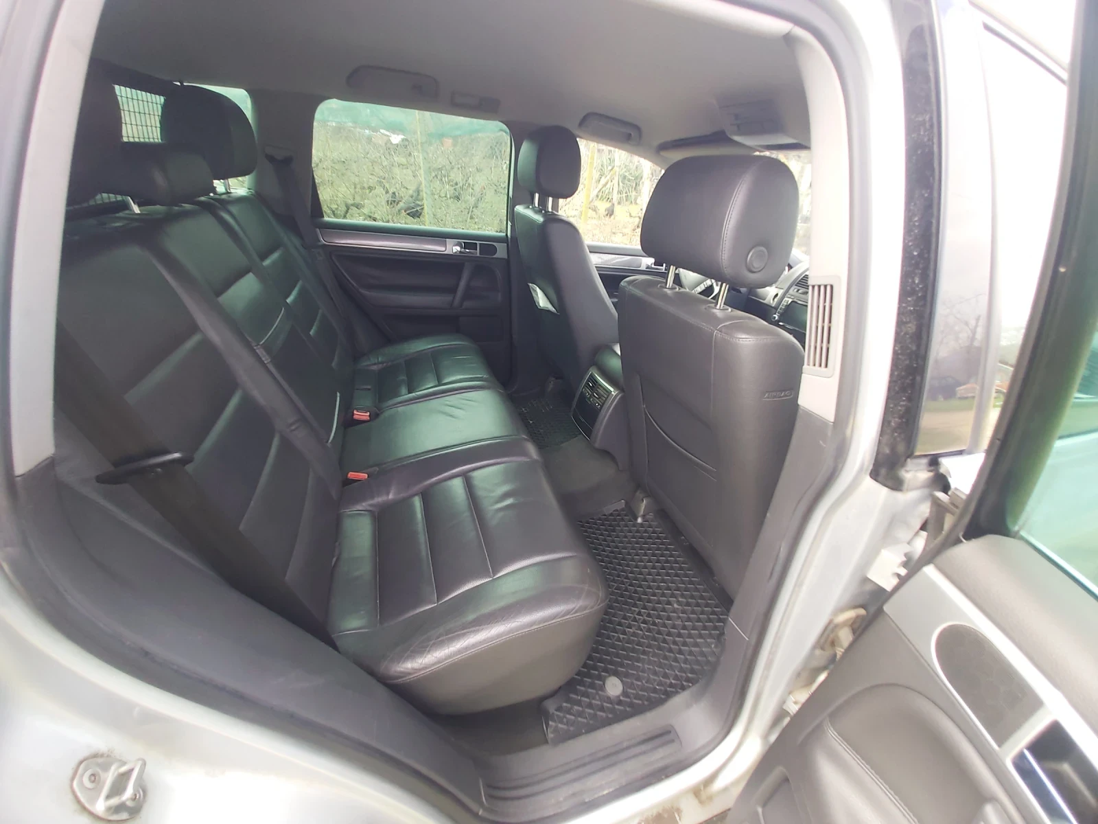 VW Touareg  - изображение 9