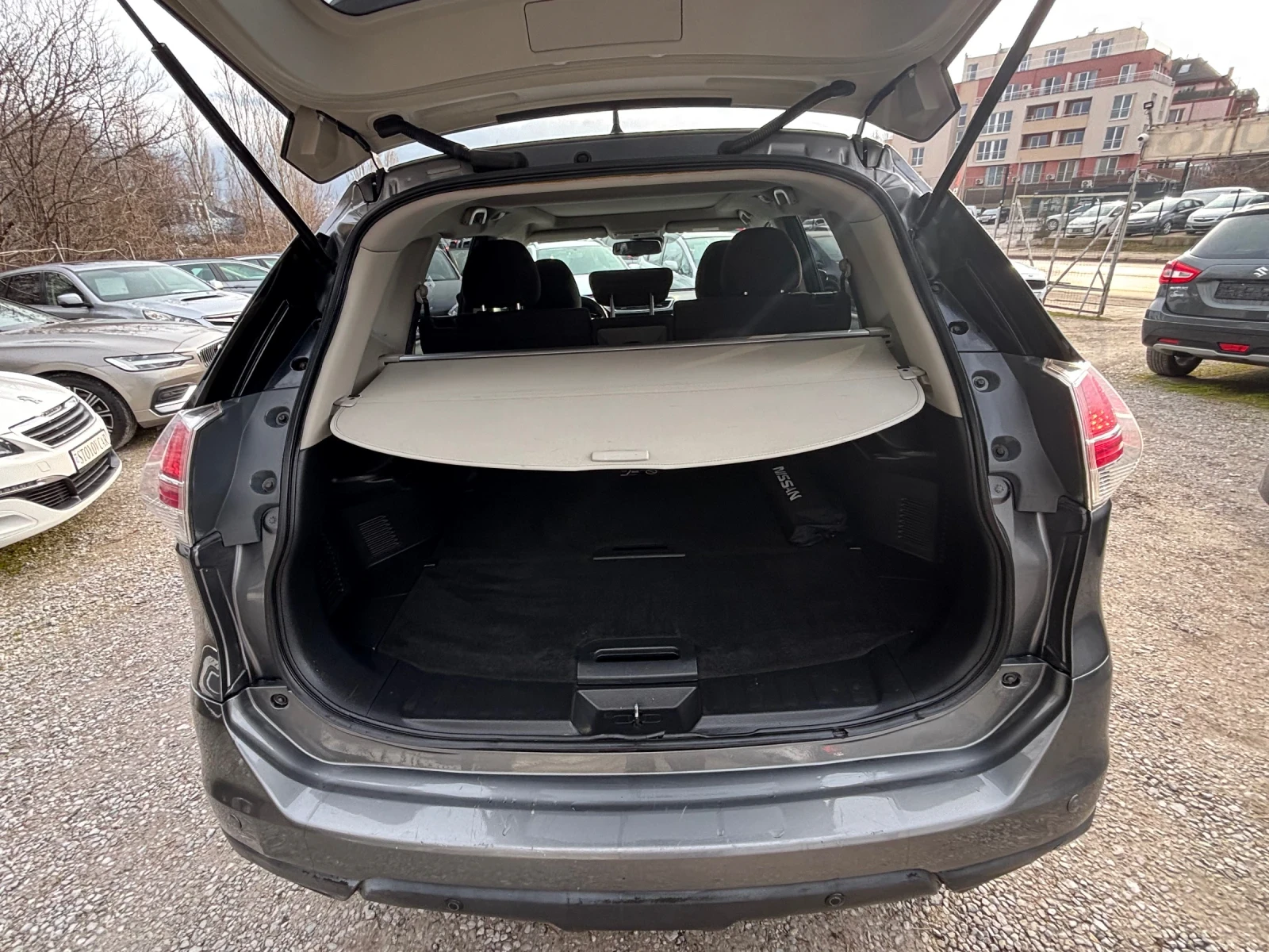 Nissan X-trail 1.6TDI 4x4 360 КАМЕРА - изображение 5