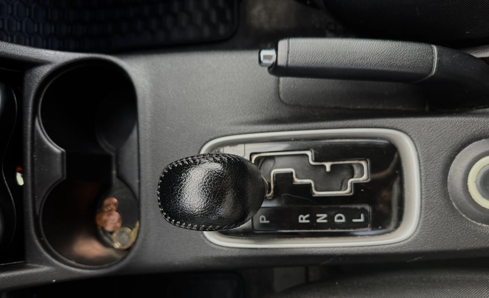 Mitsubishi Outlander 2.0 - изображение 8