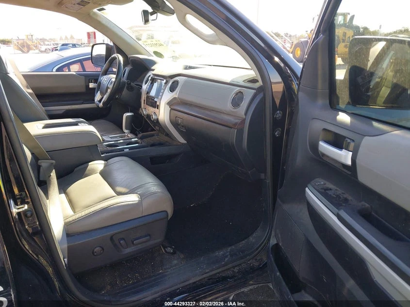 Toyota Tundra 5.7l Limited - изображение 5