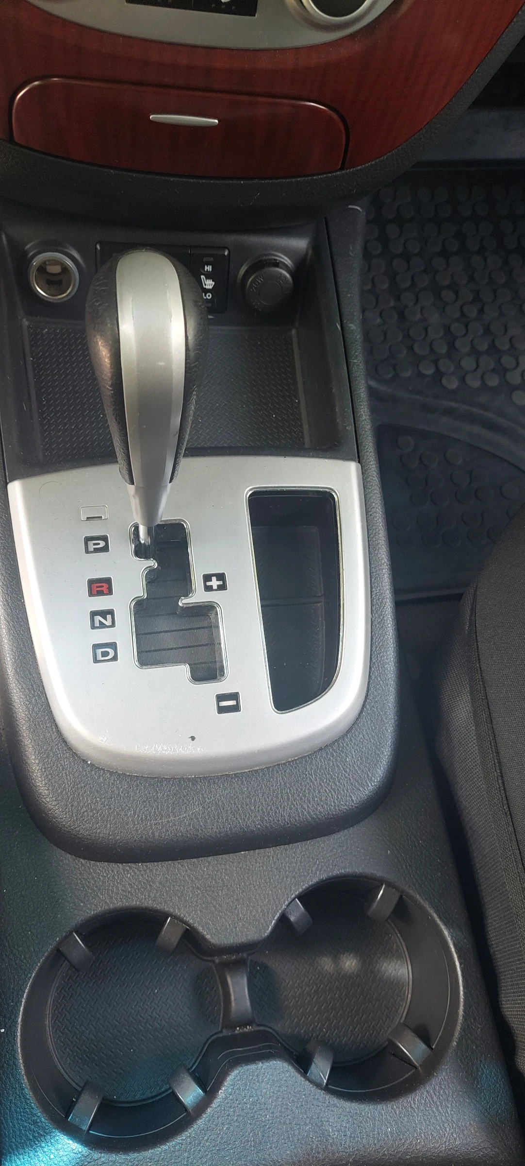 Hyundai Santa fe 2.2GRDI, снимка 11 - Автомобили и джипове - 53988377