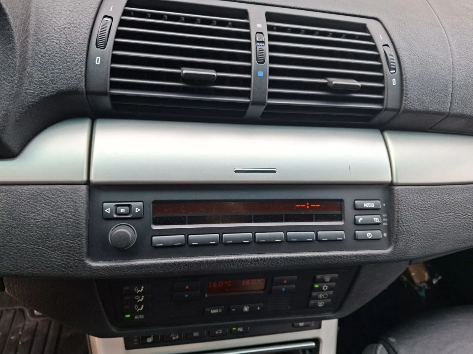 BMW X5 ВМW X5 3.0i Ръчна Уникат, снимка 14 - Автомобили и джипове - 54001312