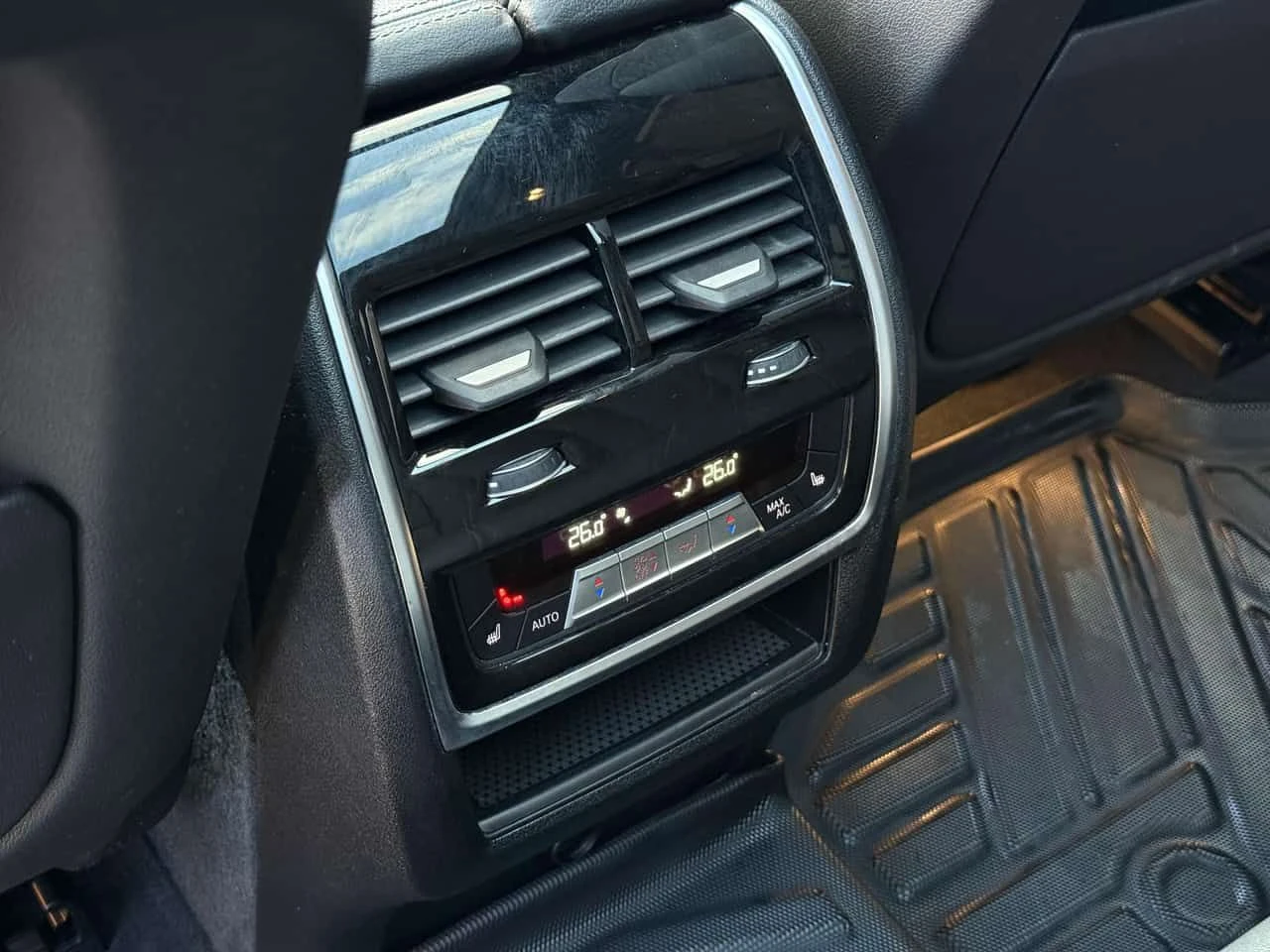 BMW X5 xDrive40i M SPORT/Head-Up Display/ПАНОРАМА/360, снимка 14 - Автомобили и джипове - 54115156