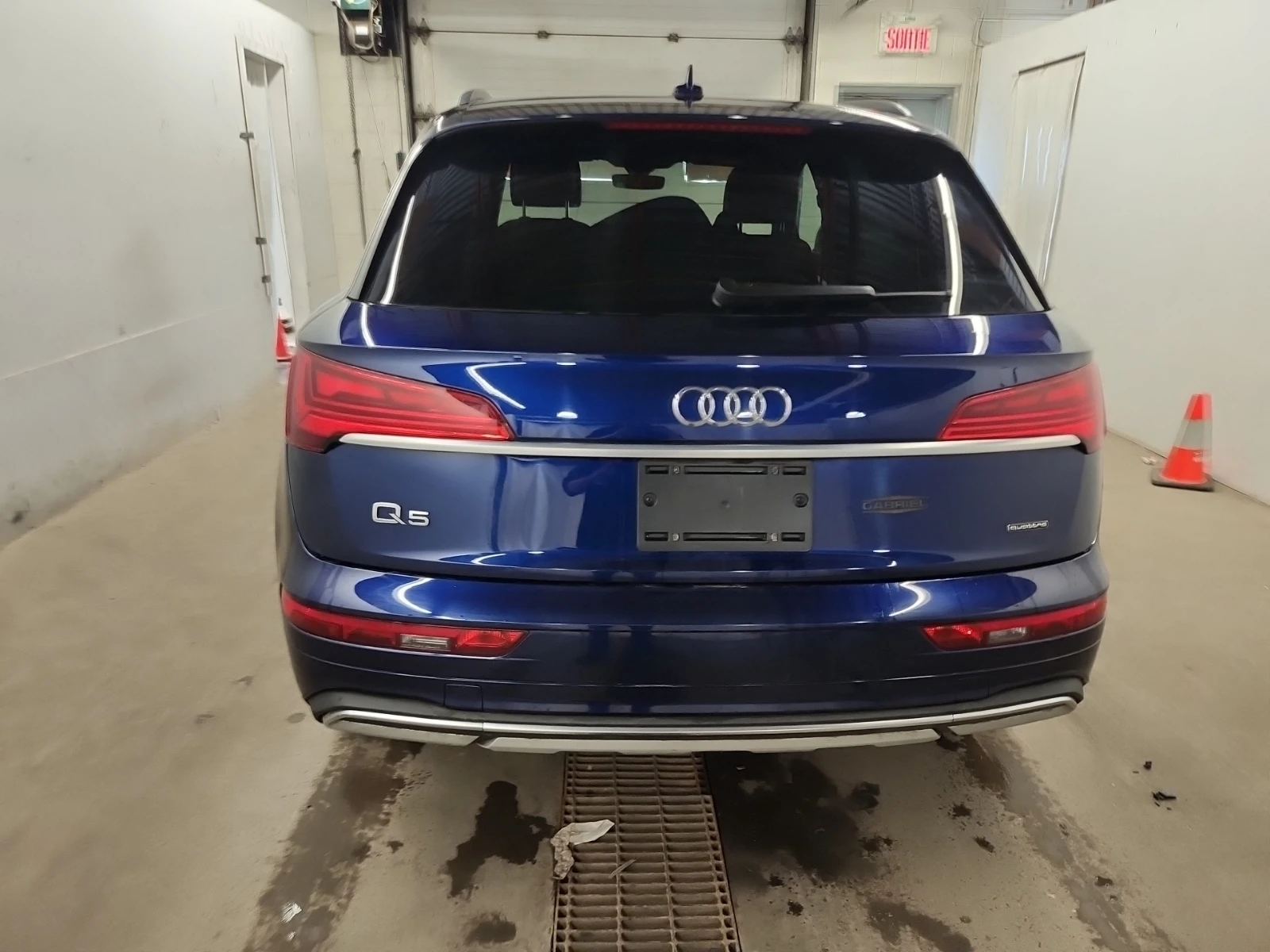 Audi Q5  Premium 40 TFSI quattro, снимка 8 - Автомобили и джипове - 54454368