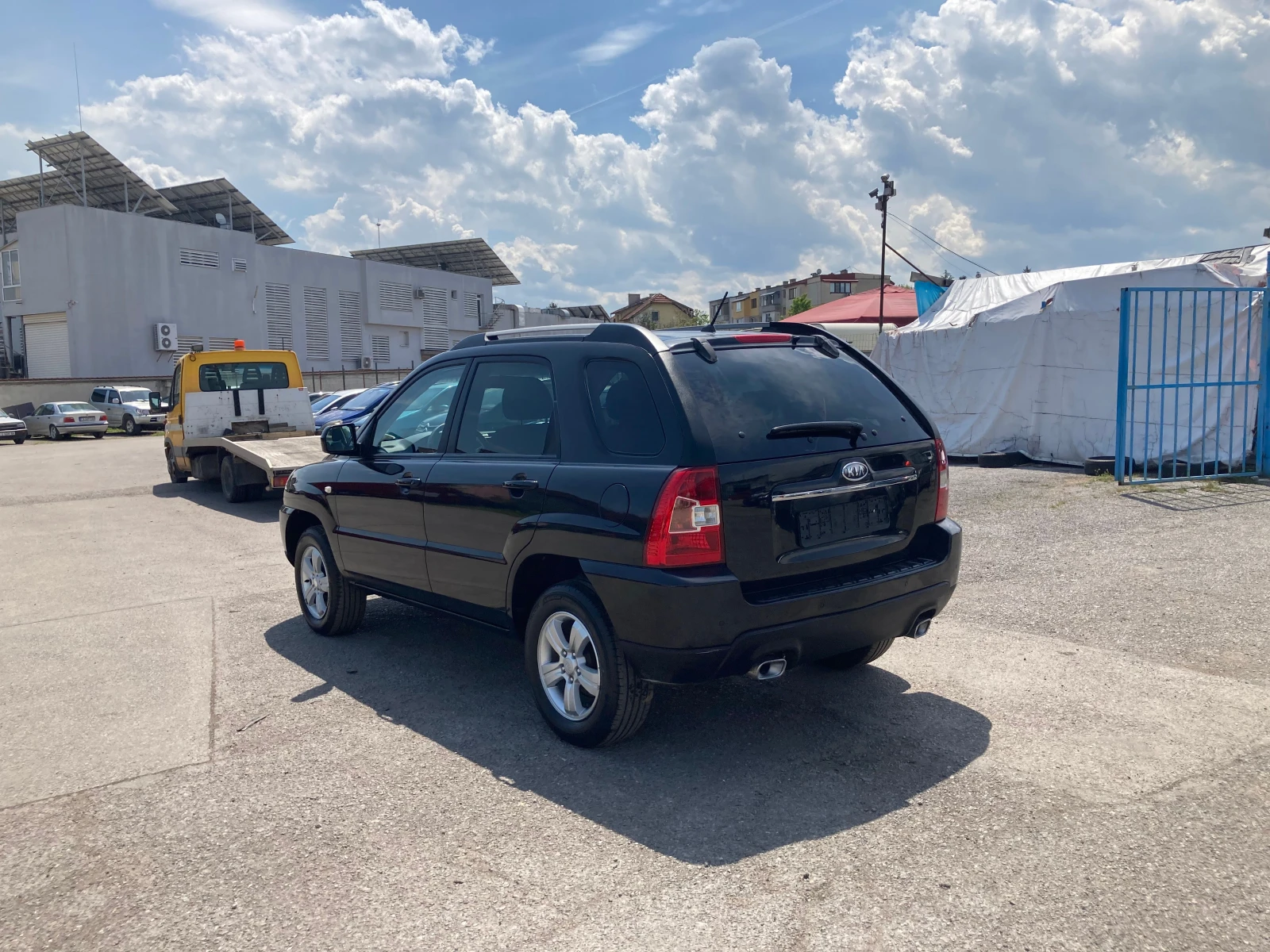 Kia Sportage 2.0 ЧИСТО НОВ-113248 хил.км.-ГАЗ+ БЕНЗИН-4?4, снимка 4 - Автомобили и джипове - 54610396