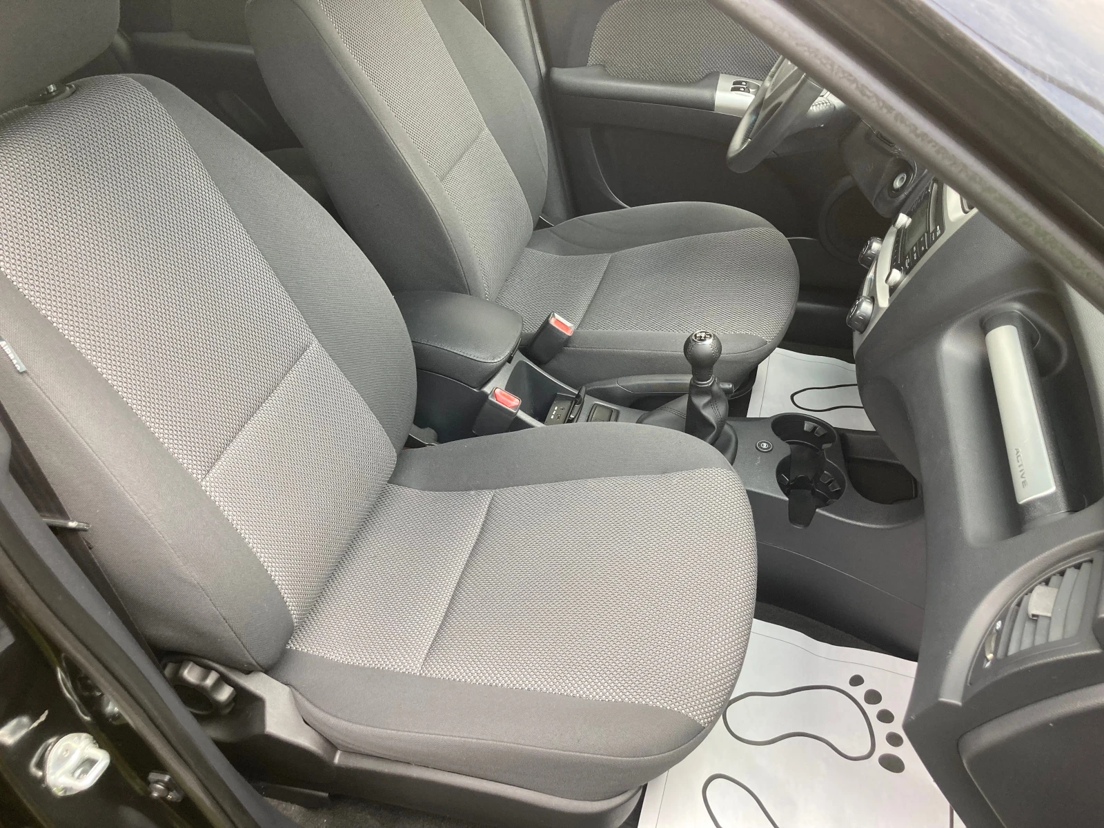 Kia Sportage 2.0 ЧИСТО НОВ-113248 хил.км.-ГАЗ+ БЕНЗИН-4?4, снимка 16 - Автомобили и джипове - 54610396