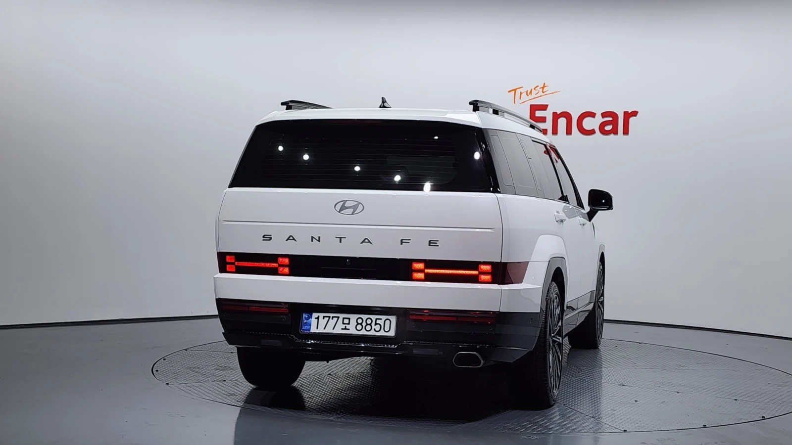 Hyundai Santa fe Calligraphy 2.5T | HUD | 360  | Massage, снимка 4 - Автомобили и джипове - 55223272