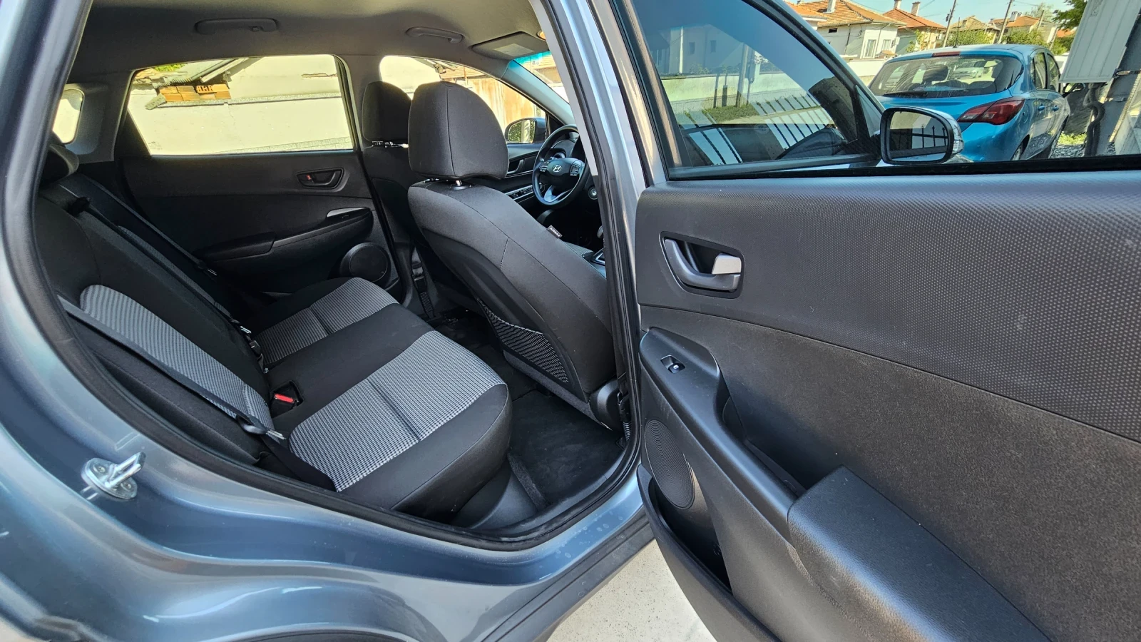 Hyundai Kona 2.0 i, снимка 15 - Автомобили и джипове - 55503051