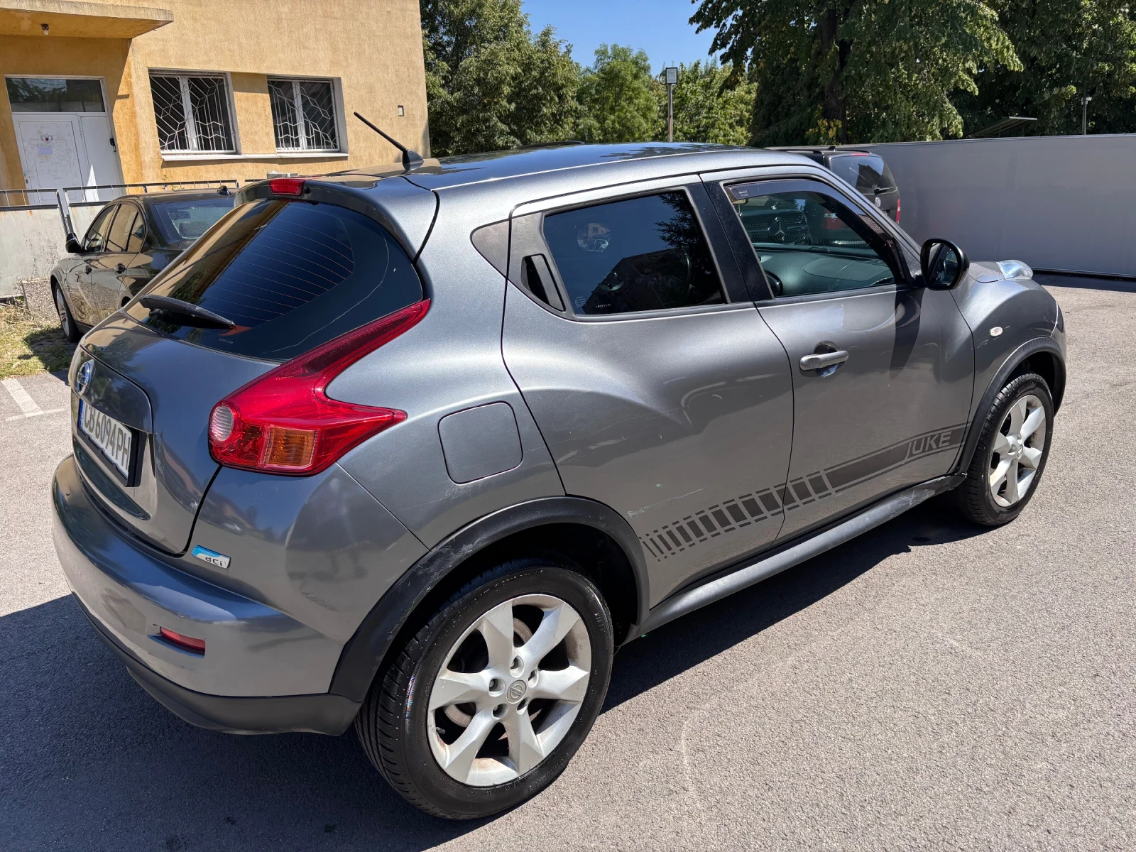 Nissan Juke 1, 5 dci, снимка 2 - Автомобили и джипове - 55504918