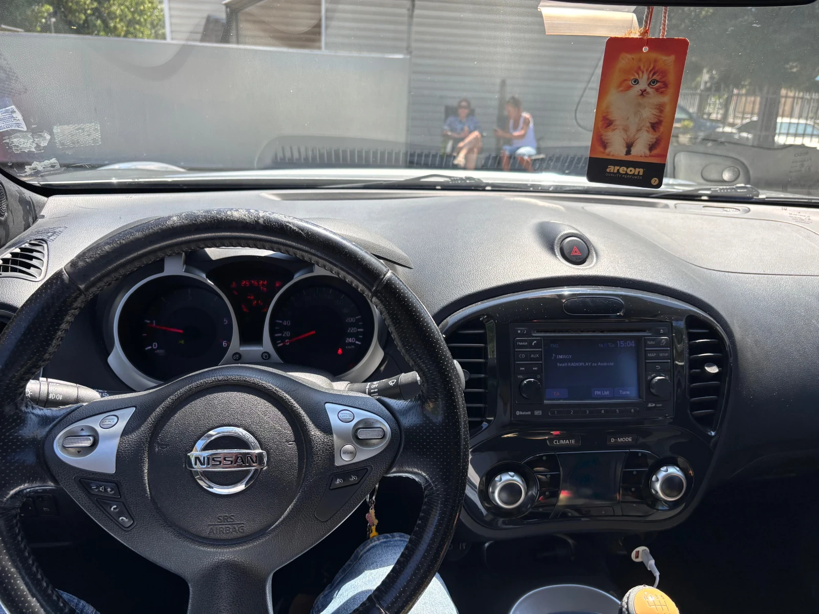 Nissan Juke 1, 5 dci, снимка 12 - Автомобили и джипове - 55504918