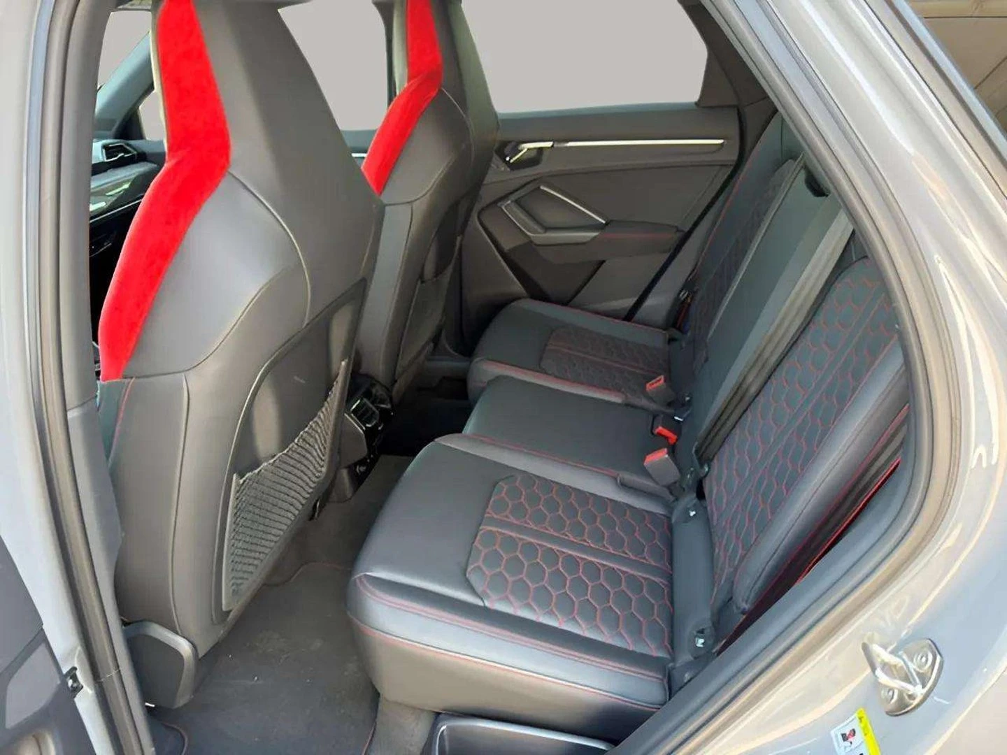 Audi RSQ3, снимка 17 - Автомобили и джипове - 56111679