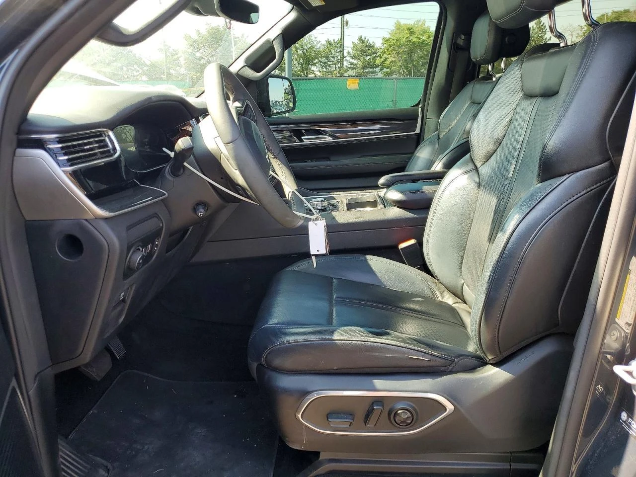 Jeep Grand Wagoneer 5.7l Wagoneer Series I, снимка 7 - Автомобили и джипове - 55877647
