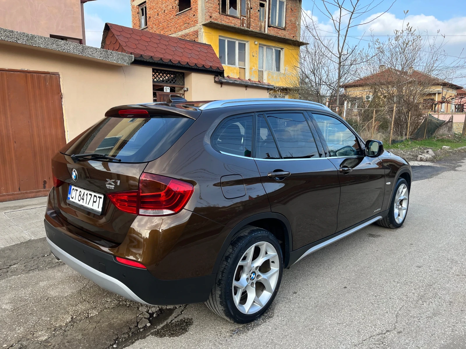 BMW X1 2.3d, снимка 4 - Автомобили и джипове - 56060721