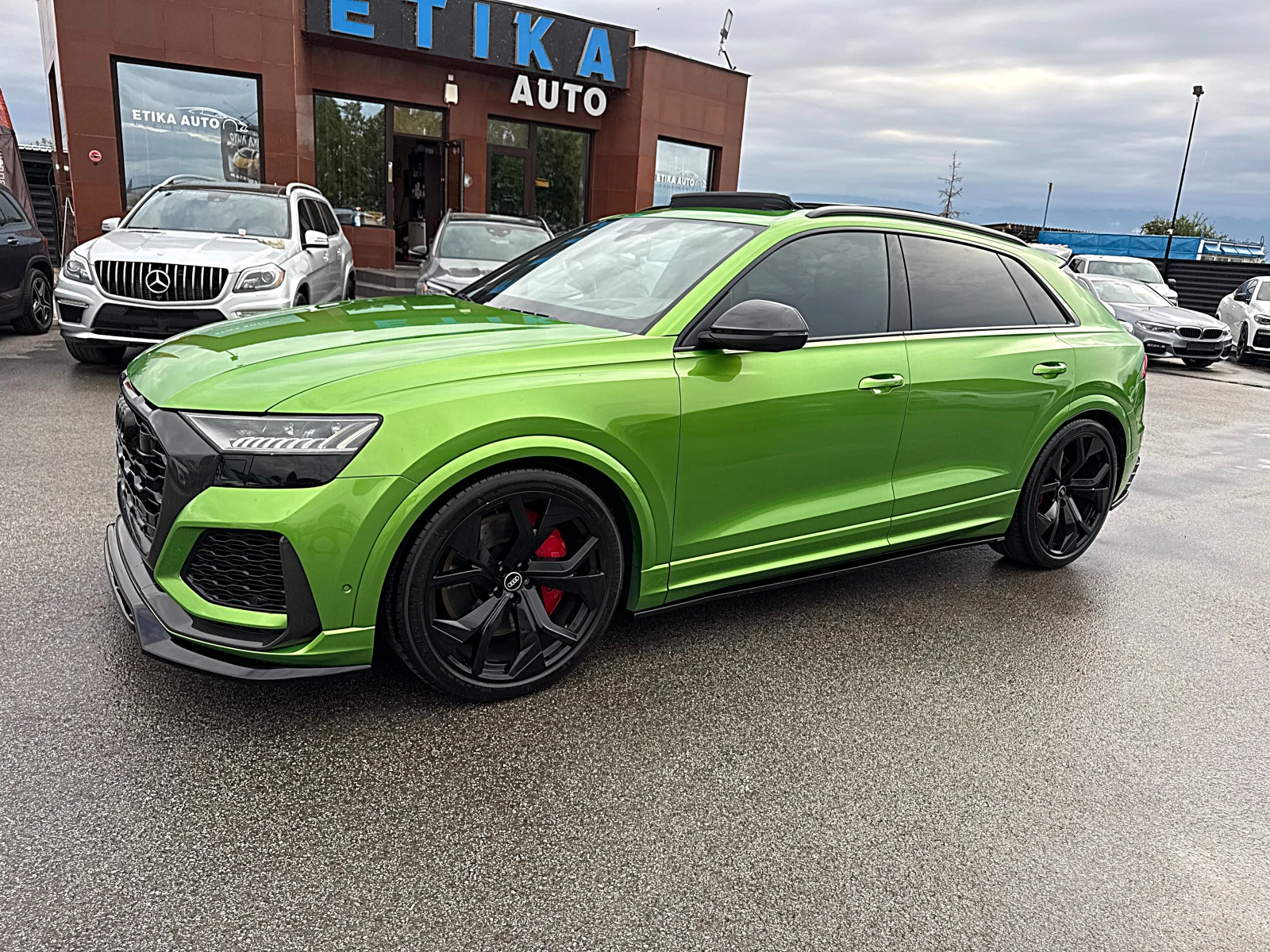 Audi RSQ8 KARBON-DISTRONIK-PANORAMA-360KAMERI-MATRIX-FULLLL!, снимка 3 - Автомобили и джипове - 56251617