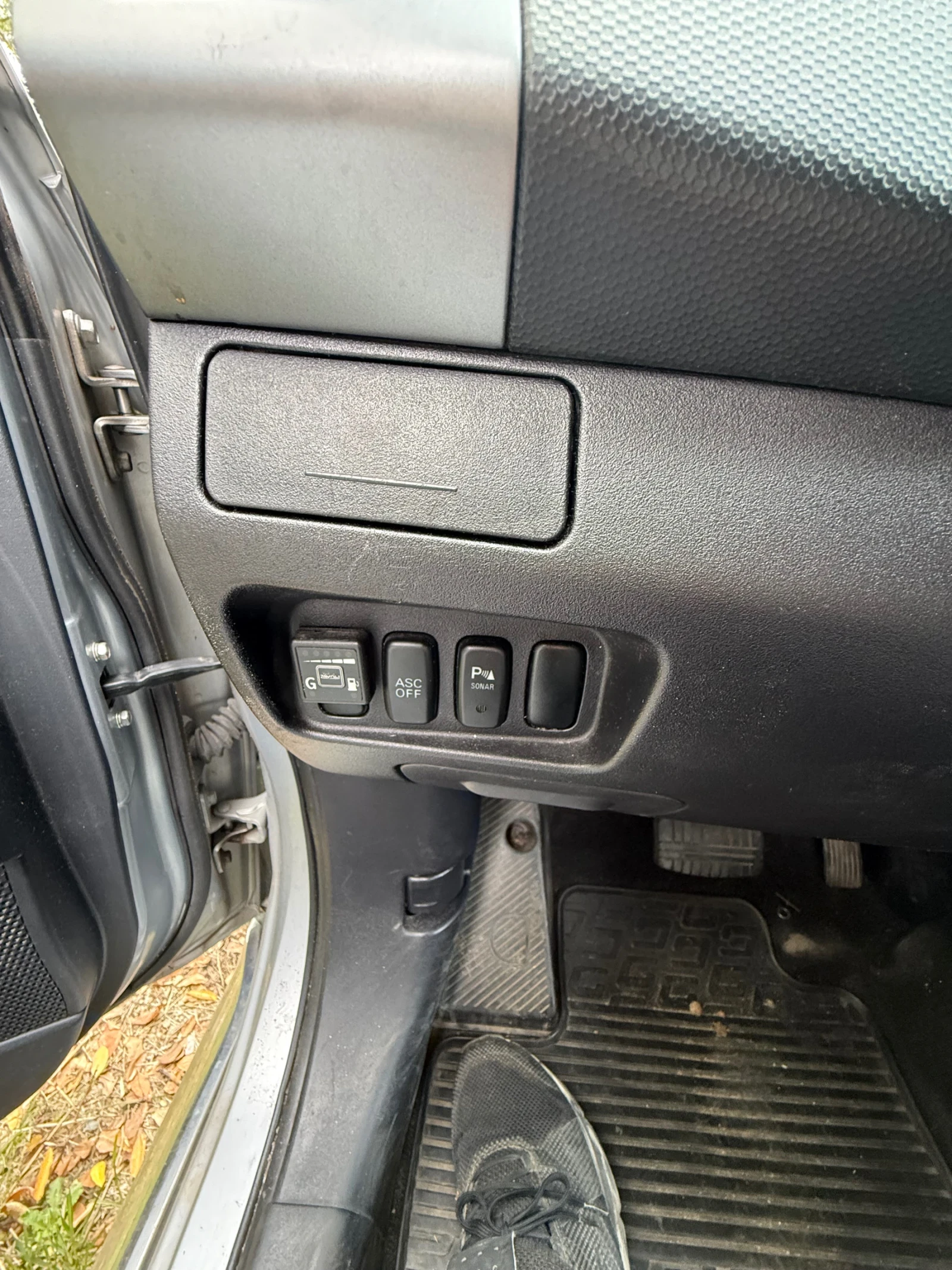 Citroen C-Crosser 2, 4 автомат outlander , снимка 5 - Автомобили и джипове - 56554113