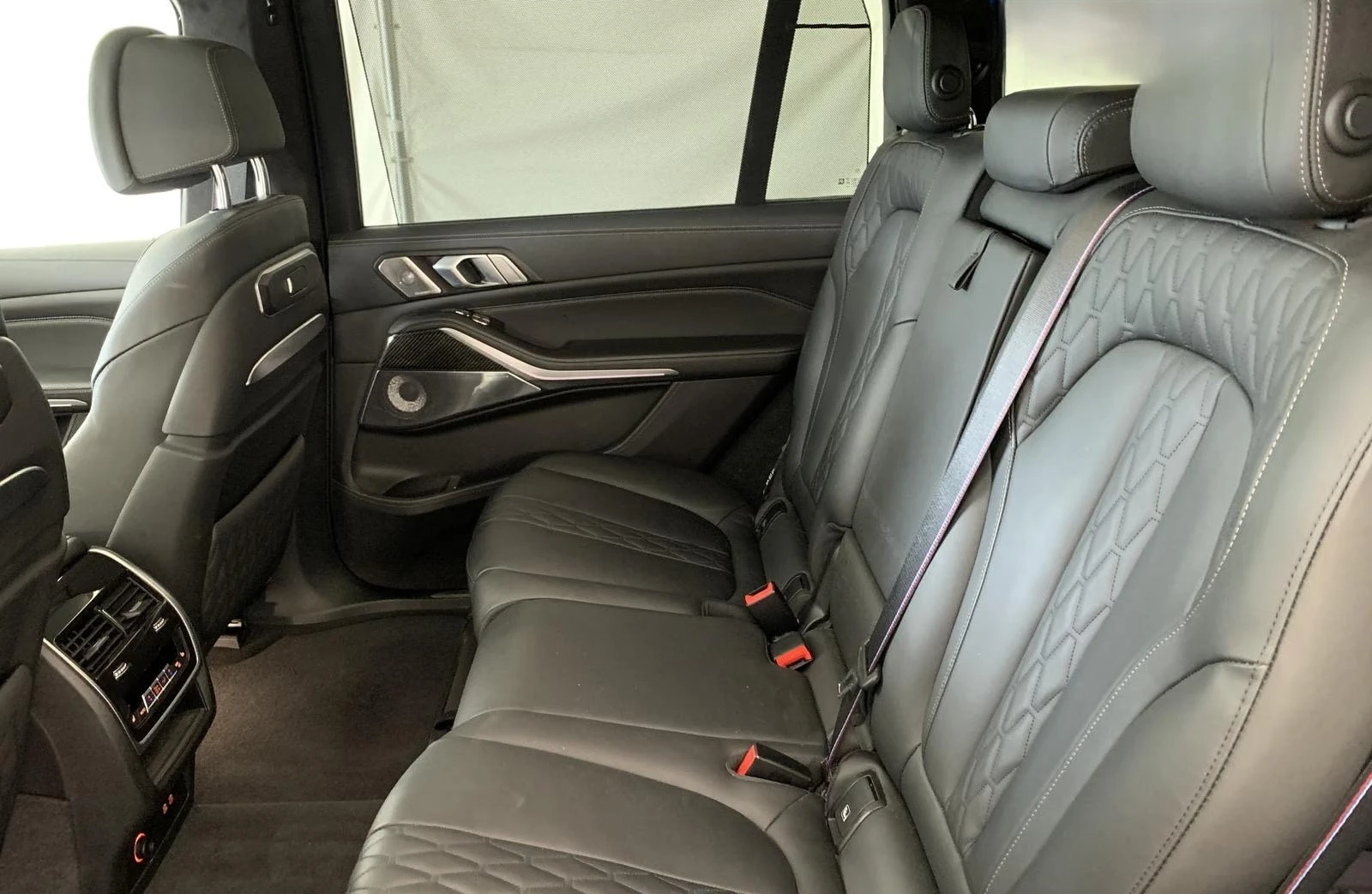 BMW X7 M60i/M SPORT PRO/7 SEATS/B&W/SKY LOUNGE/360/HUD/ | Mobile.bg � ����������� 13