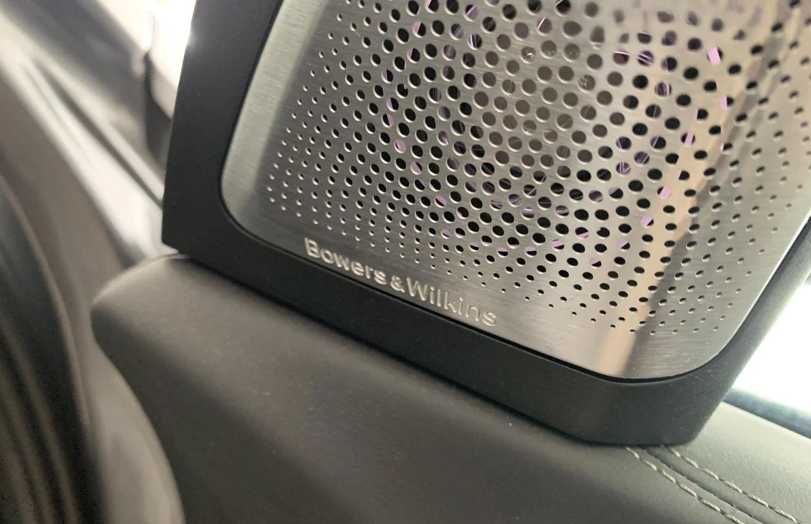 BMW X7 M60i/M SPORT PRO/7 SEATS/B&W/SKY LOUNGE/360/HUD/ | Mobile.bg � ����������� 7