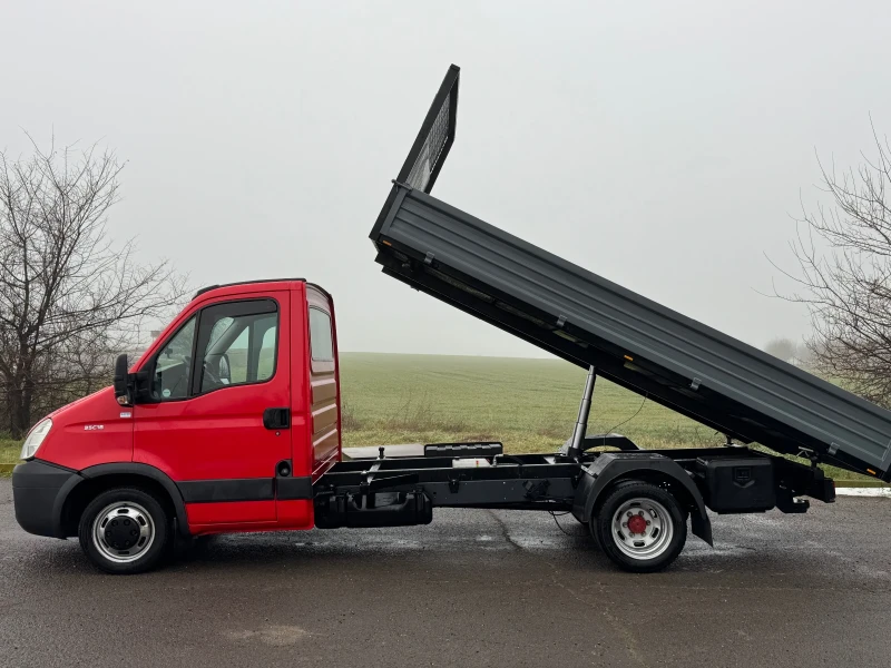 Iveco Daily 35C18 НОВ ВНОС! 4.0М!!! Автопилот! Обслужен!! , снимка 2 - Бусове и автобуси - 53207986