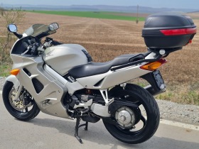 Honda Vfr 800, снимка 11 - Мотоциклети и мототехника - 44970905