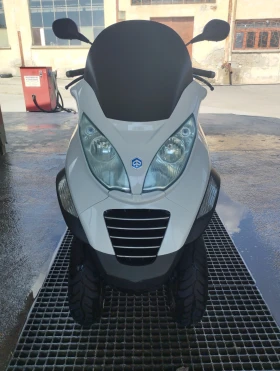     Piaggio Mp3 500