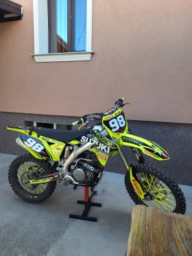  Suzuki Rmz