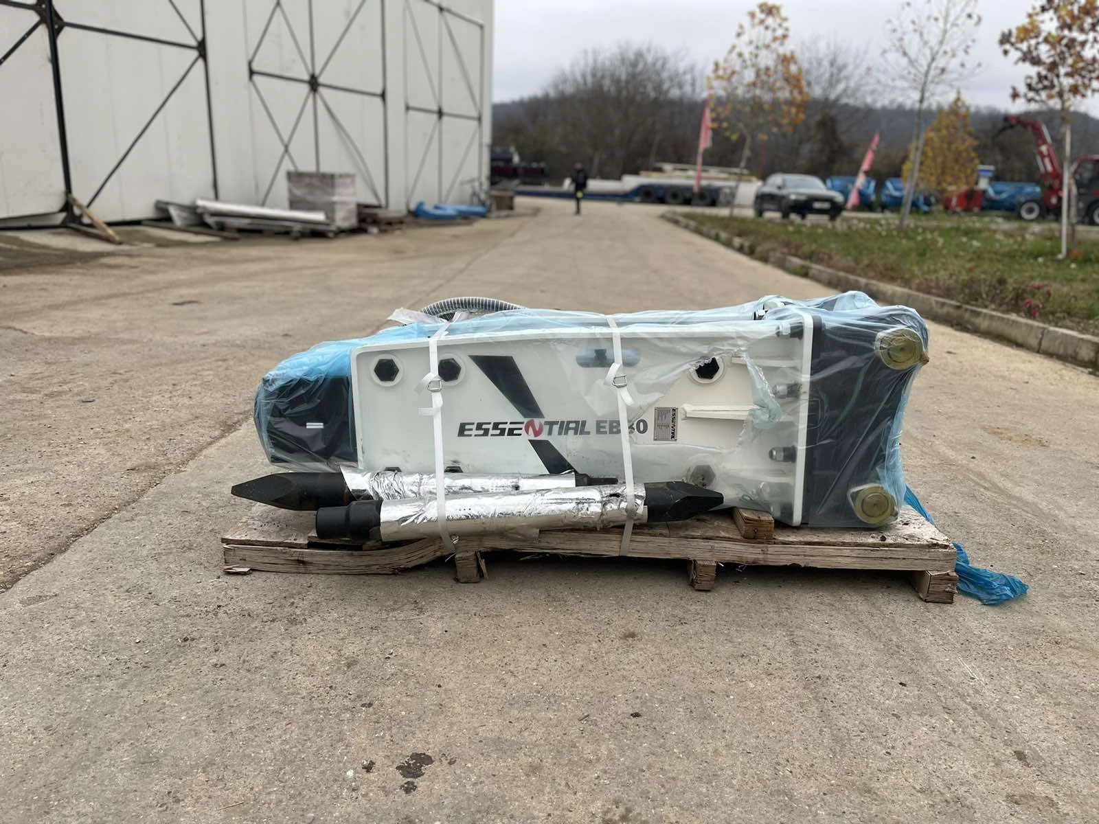 ������������ ���������� ����������� ��� �ssential EB80 | Mobile.bg � ����������� 1