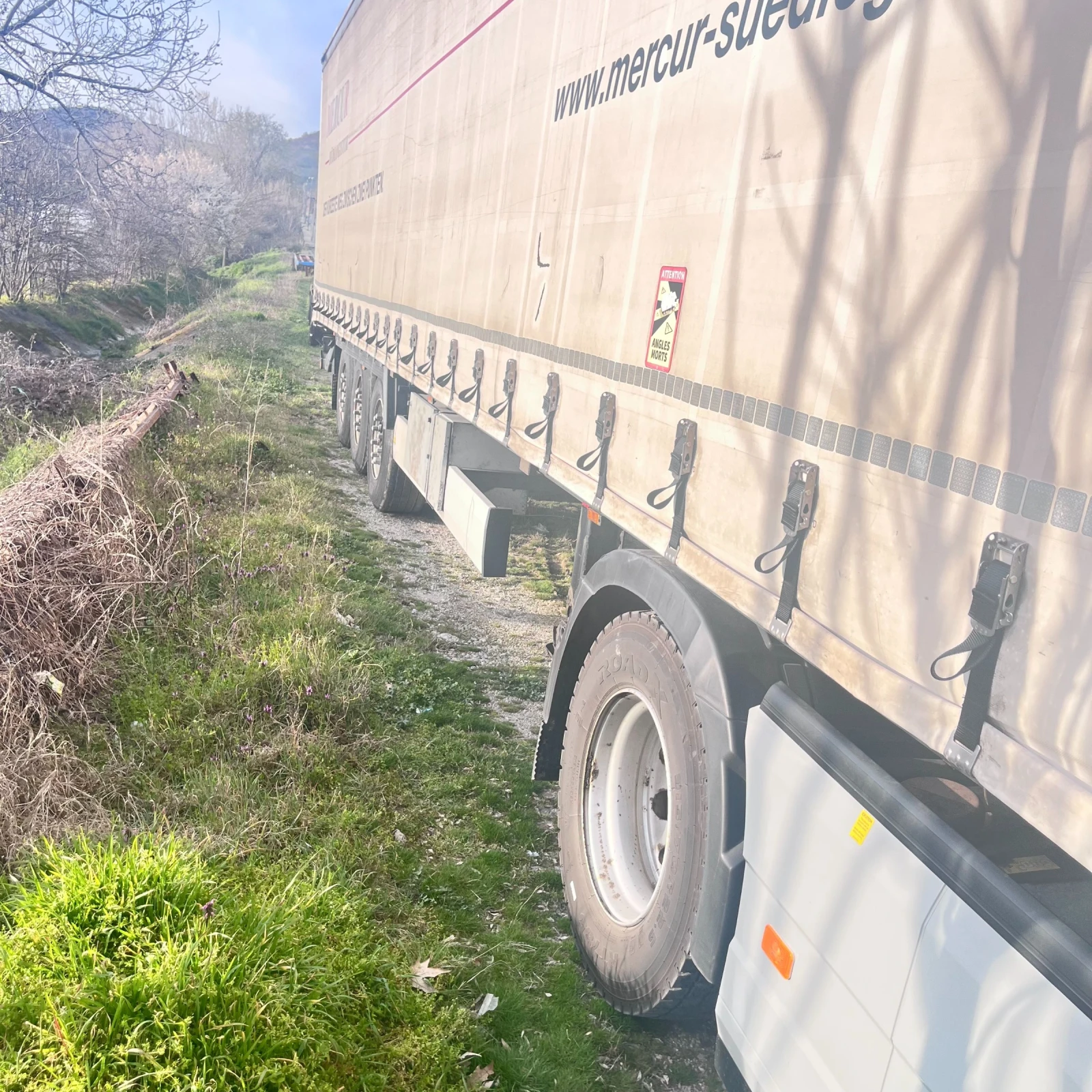 Полуремарке Krone SD