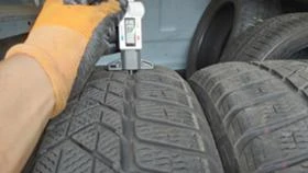 Гуми Зимни 245/45R18, снимка 5