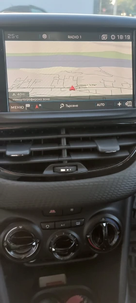 Peugeot 2008 1.2, снимка 7