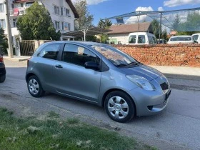 Toyota Yaris 1.3 vvt-i, снимка 4