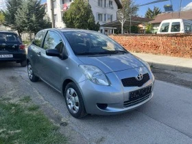 Toyota Yaris 1.3 vvt-i, снимка 3