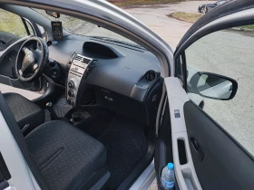 Toyota Yaris - 3800 € / 7432.15 лв. - 34107595 12