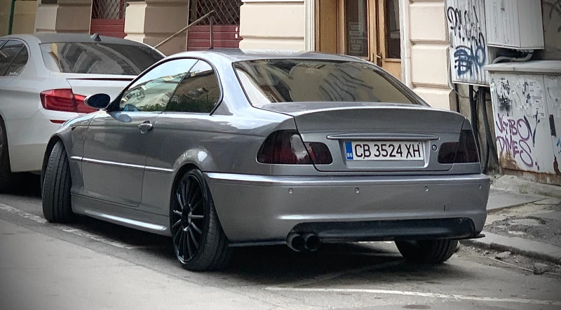 BMW 320, снимка 6 - Автомобили и джипове - 47236578