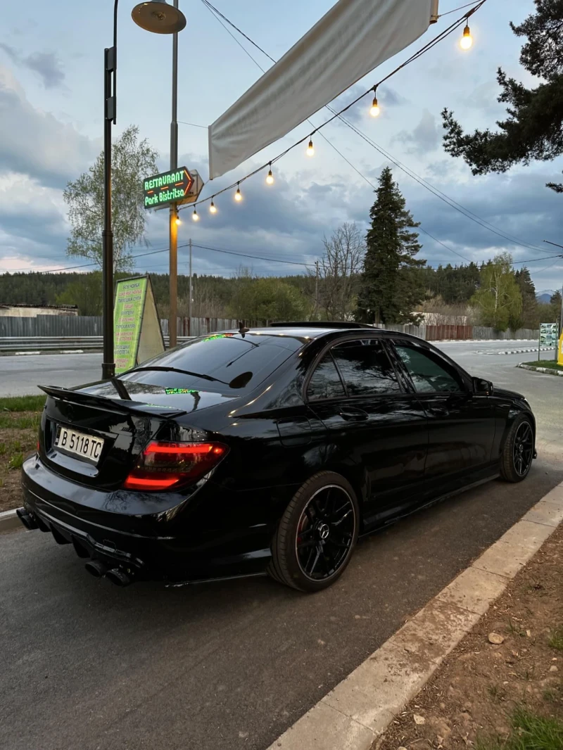 Mercedes-Benz C 300 4 matic, снимка 6 - Автомобили и джипове - 48738607