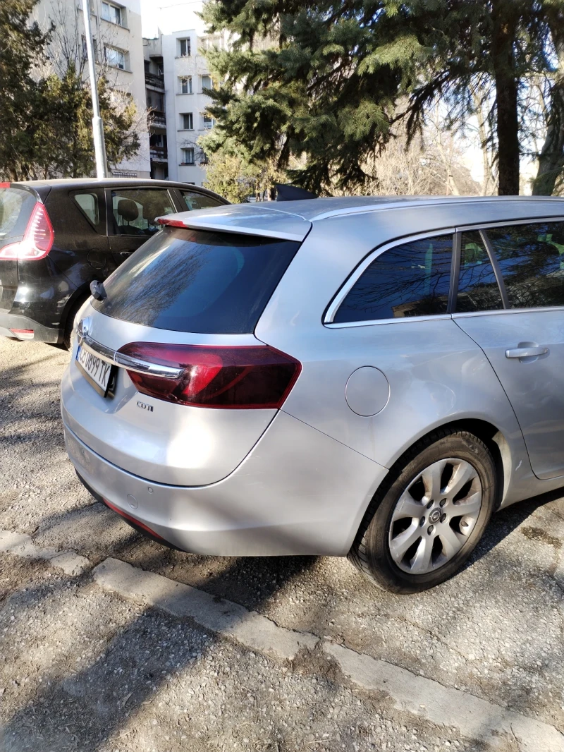 Opel Insignia, снимка 2 - Автомобили и джипове - 49187785