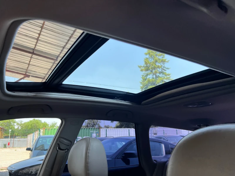 Subaru Outback 3.0 SYMMETRICAL* AWD* АВТОМАТИК* ШВЕЙЦАРИЯ* КОЖА* , снимка 16 - Автомобили и джипове - 50819338