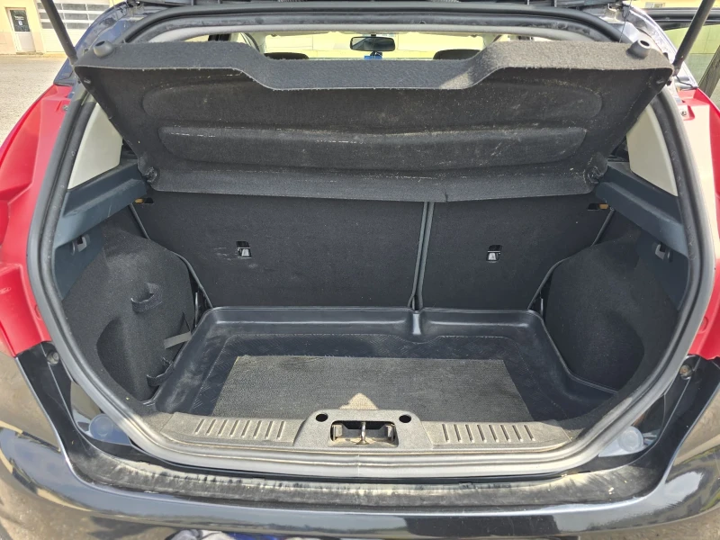 Ford Fiesta, снимка 11 - Автомобили и джипове - 52315080