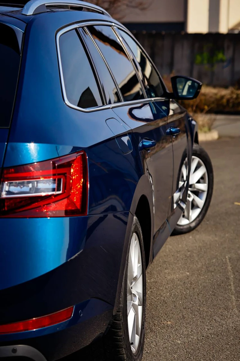Skoda Superb 3v5, снимка 17 - Автомобили и джипове - 52860545