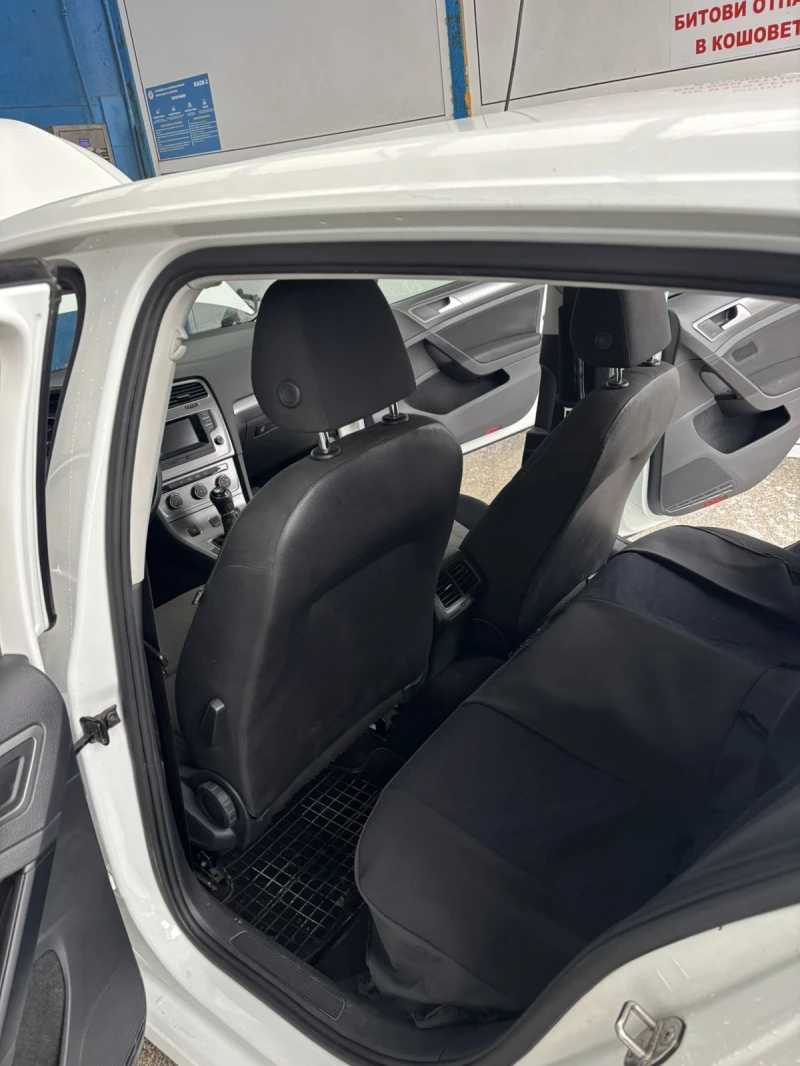 VW Golf, снимка 5 - Автомобили и джипове - 53035869