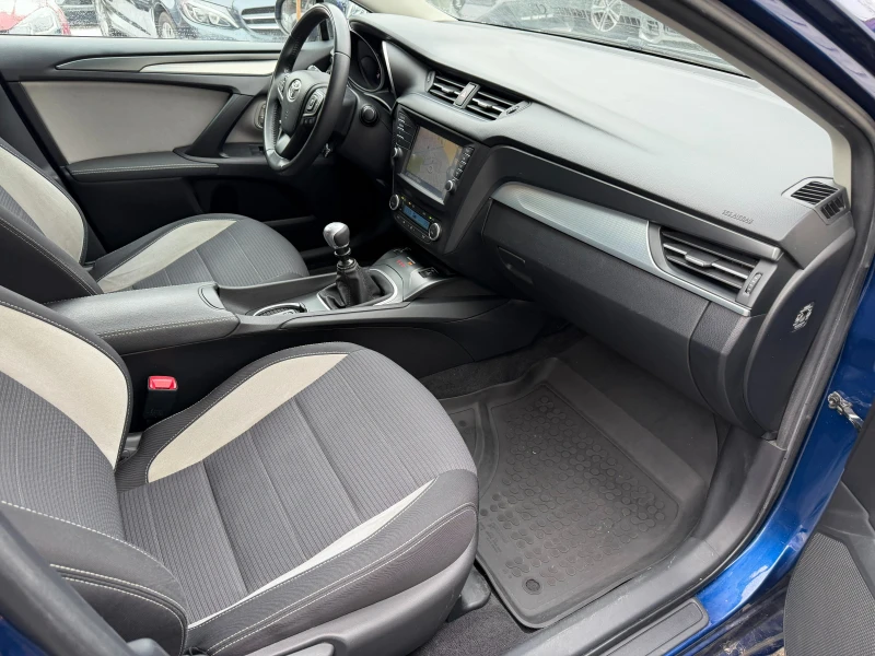 Toyota Avensis 1.8I* СЕРВИЗНА КНИЖКА* ПЪЛНА  ИСТОРИЯ В ТОЙОТА, снимка 17 - Автомобили и джипове - 53113509