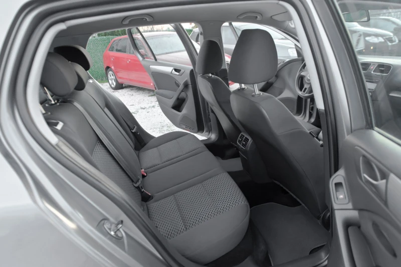 VW Golf 2.0tdi 4 motion, снимка 11 - Автомобили и джипове - 53568225