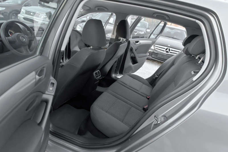 VW Golf 2.0tdi 4 motion, снимка 10 - Автомобили и джипове - 53568225