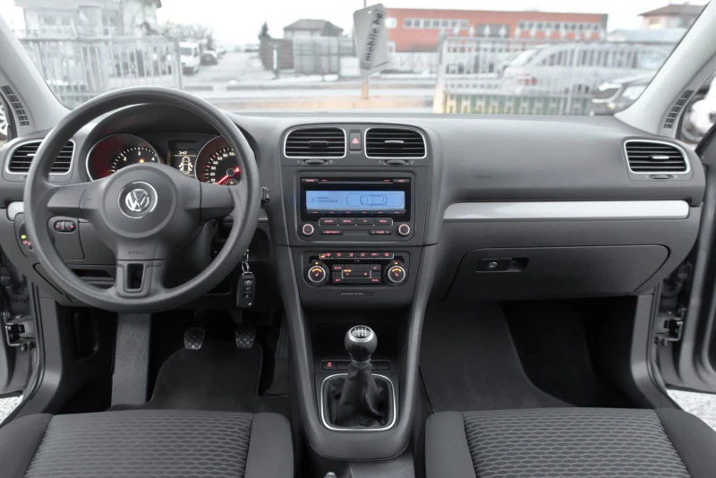VW Golf 2.0tdi 4 motion, снимка 13 - Автомобили и джипове - 53568225