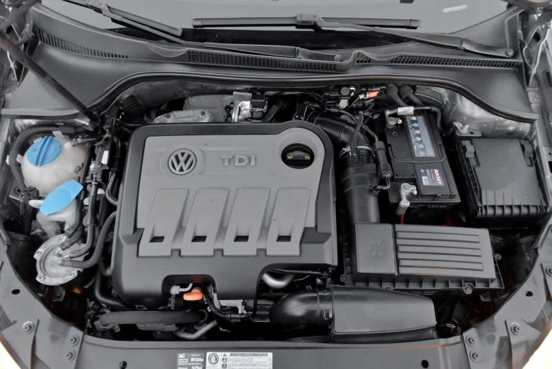 VW Golf 2.0tdi 4 motion, снимка 17 - Автомобили и джипове - 53568225